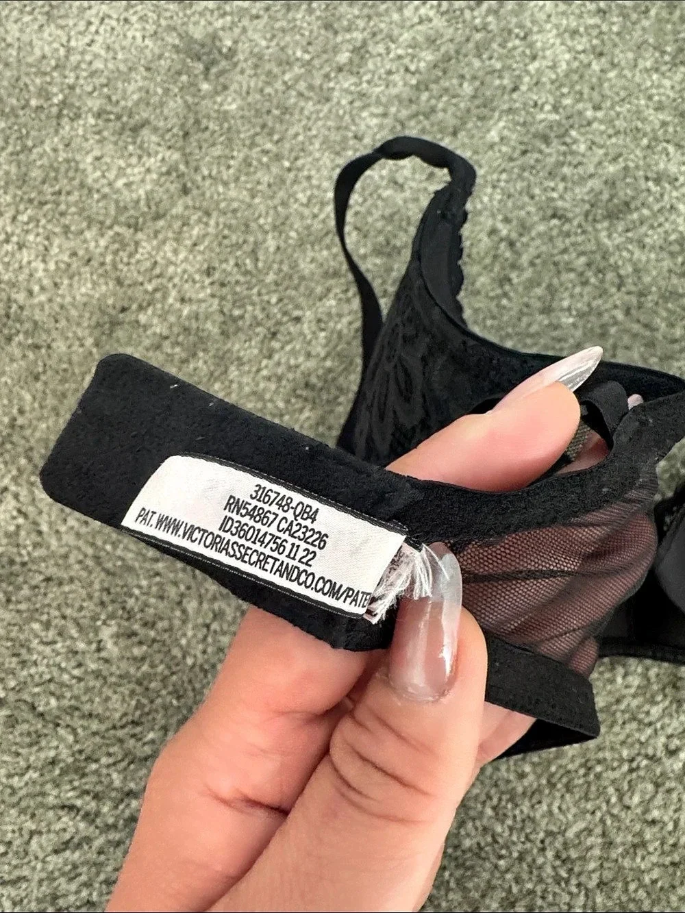 Victoria's Secret Very Sexy Push-Up Bra Black Floral Lace